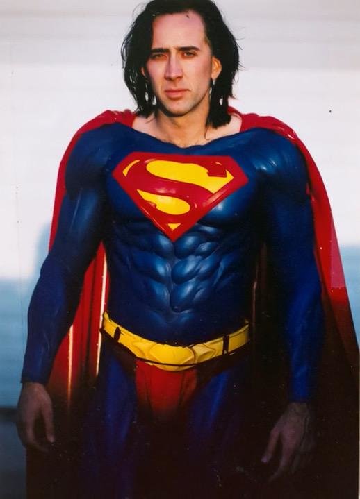 Filme que Nicolas Cage interpreta o Superman nunca saiu do papel